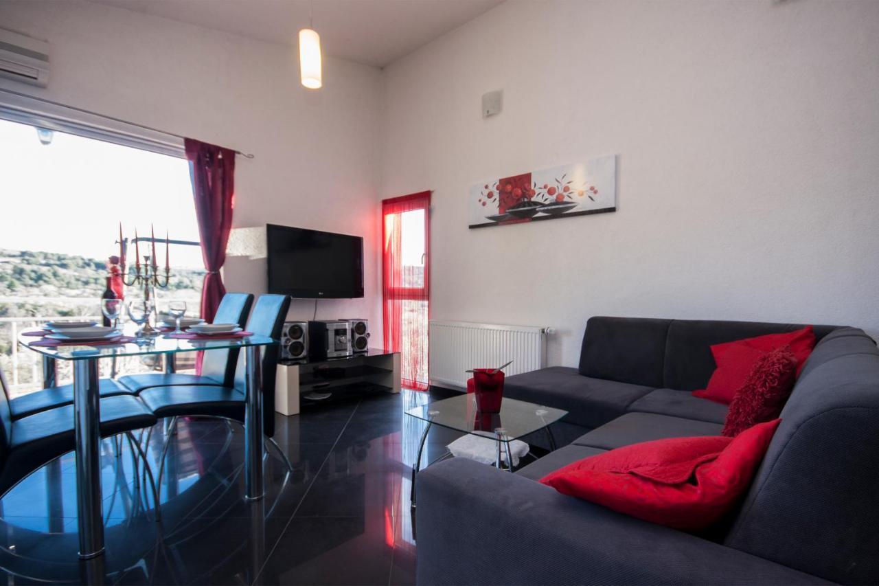 Apartman Sena Примоштен Экстерьер фото
